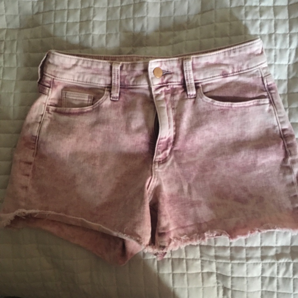 Pink acid wash denim shorts